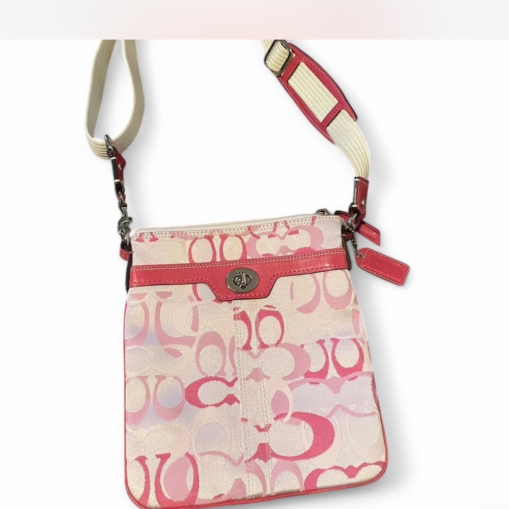 Coach Hampton Swing Crossbody Bag with a shoulder strap